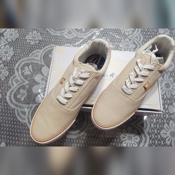 Caribbean Joe canvas sneakers. Men's size 11. Brand New! - Picture 3 of 8